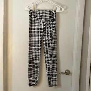 White and black cotton tights